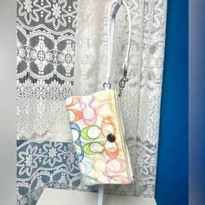 Y2k Hampton Signature C Scribble Multicolor Wristlet 7.5 L x 4.5 H